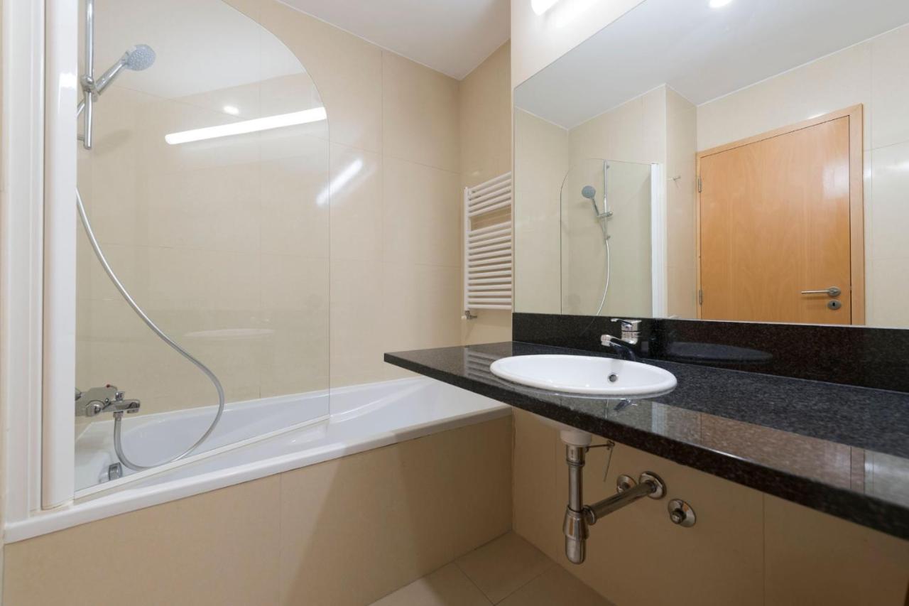 Lovelystay - Oporto Beach Apartment With 2 Free Parking Spots Matosinhos (Porto) Exterior photo